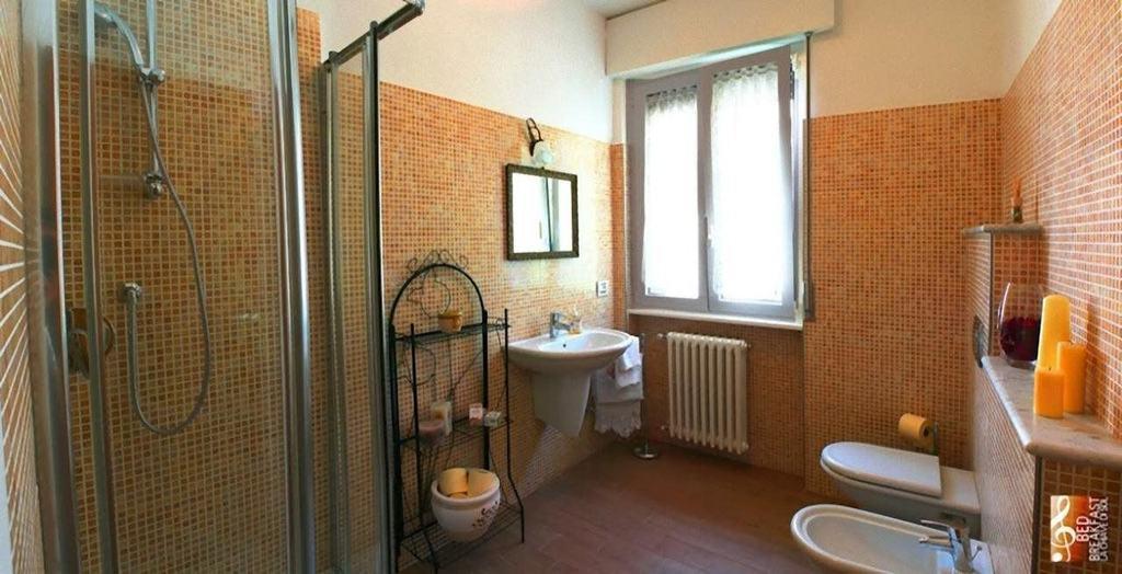B&B La Chiave Di Sol Como Luaran gambar